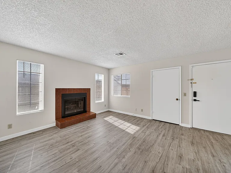 2702 Alicialynn Way #D — Photo 9