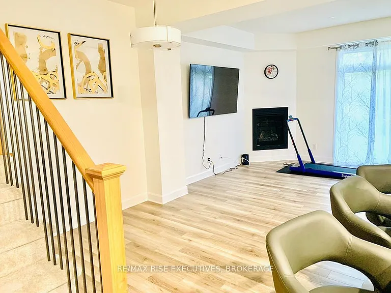 1644 Tenley Dr — Photo 6