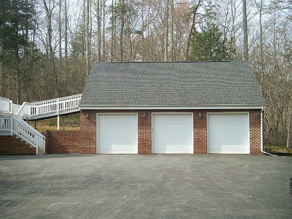 2nd image of 1969 Bethesda Dr