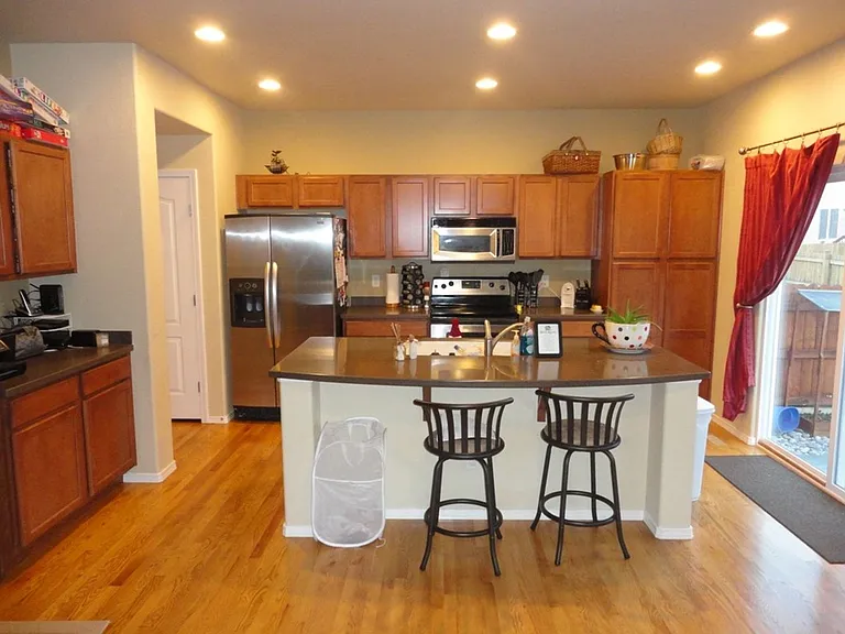 7074 Silverwind Cir — Photo 6