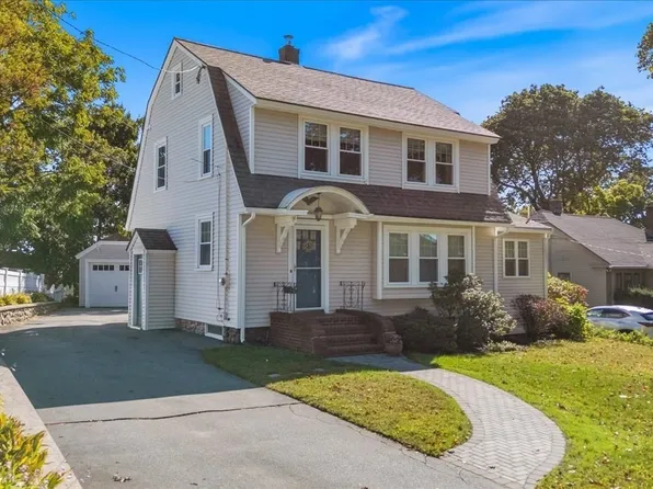 2 Houston Ave, Methuen, MA 01844