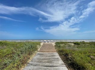 11332 Beachside, Galveston, TX 77554