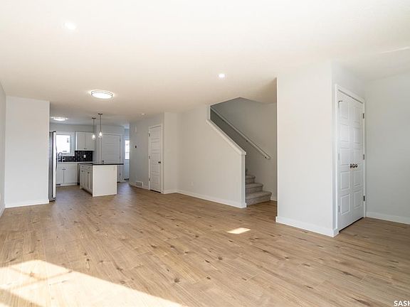 3rd image of 1775 Red Spring STREET