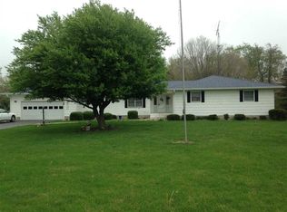 1001 Dogwood Dr, Rochester, IN 46975