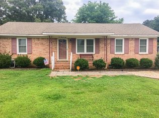 208 Staley Dr, Suffolk, VA 23434