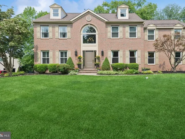 1445 Wheatsheaf Rd, Yardley, PA 19067