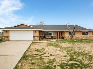 10832 Anaconda Ave, Oak Hills, CA 92344