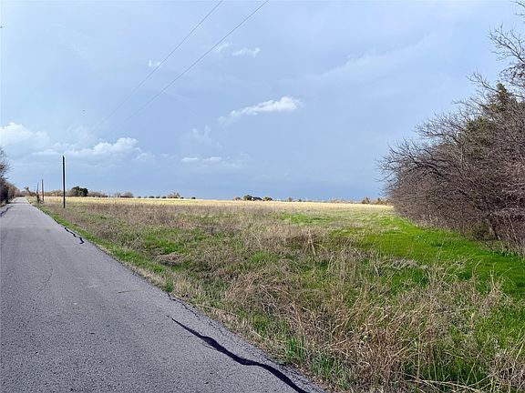 2nd image of 1900 Nesuda Rd