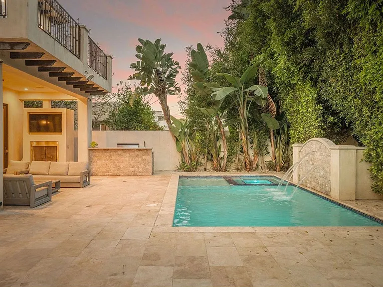 333 S Canon Dr — Photo 33