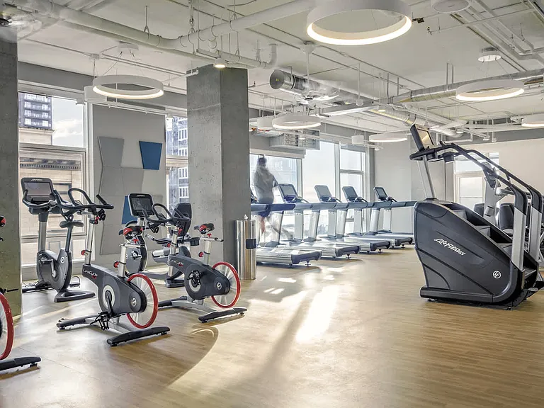 2,000 sqft Fitness Center