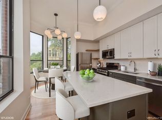 901 W Armitage Ave #3, Chicago, IL 60614