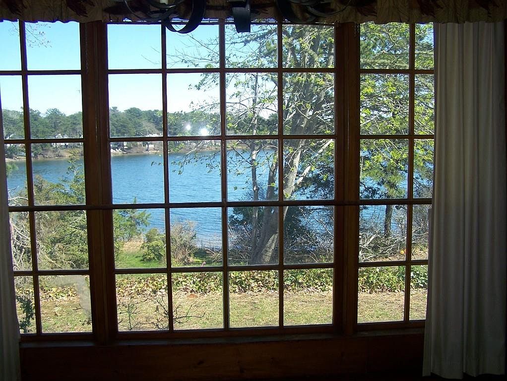 9 Pond St, Dennis, MA 02638 Zillow