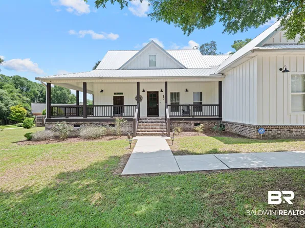 8100 Oak Hill Dr, Semmes, AL 36575