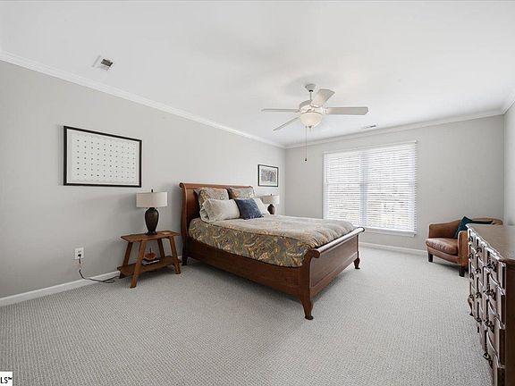 4th image of 316 Deer Spring Ln