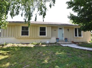 2940 Lake Vista Ct, Racine, WI 53402