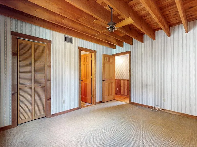19803 Reading Rd — Photo 38