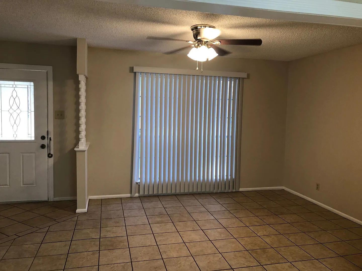 Schertz rental in quiet neighborhood — Photo 2
