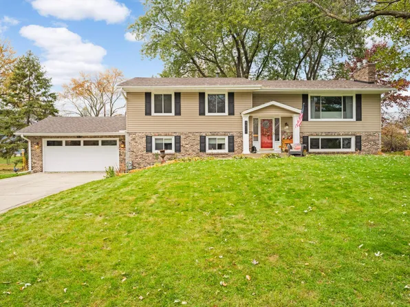 9654 Upton Rd, Bloomington, MN 55431