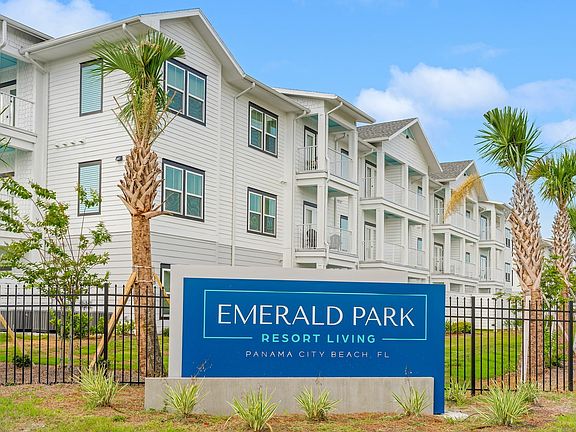 Emerald Park Sign