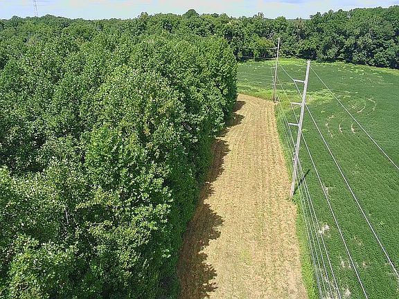 4th image of 3188 W Interstate Highway 74 Frontage Rd