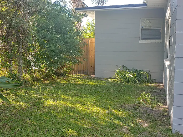 608 4th Ave S — Photo 33