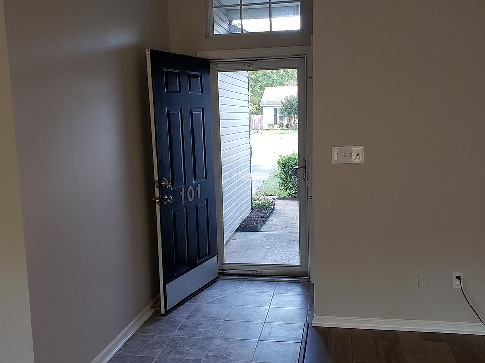 2nd image of 101 Portal Ln