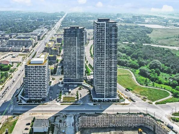 18 Water Walk Dr #202, Markham, ON L3R 6L5