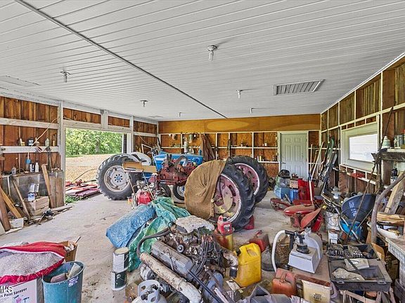 71st image of 628 Christian Bend Rd