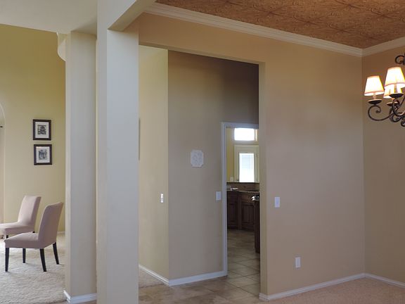 3rd image of 4 Desert Willow Ct
