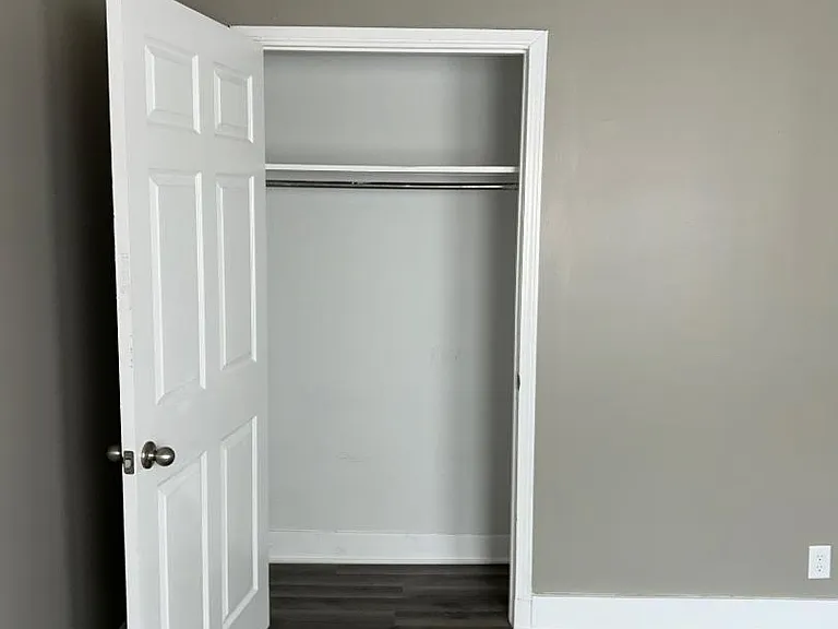 Unit Photo