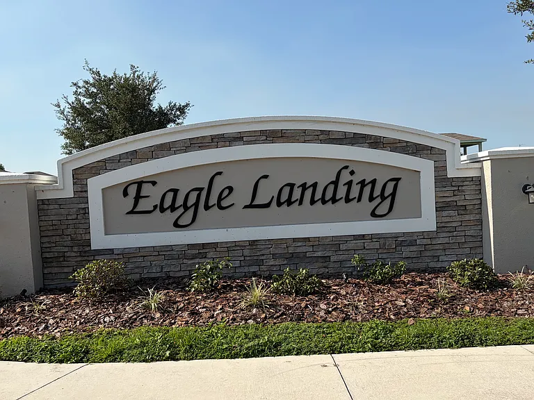 941 Eagle Rock Ter — Photo 2