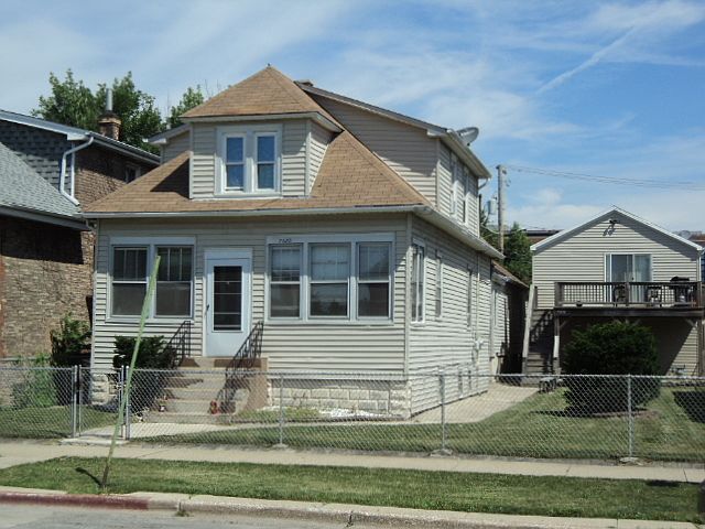 2nd image of 7318 W 60th Pl #20