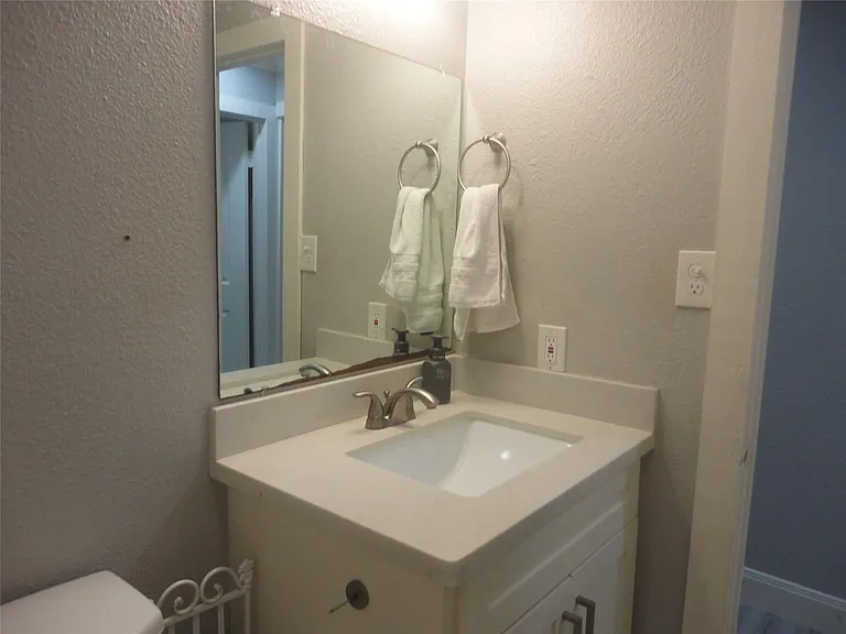 6820 Mississippi Rd — Photo 13
