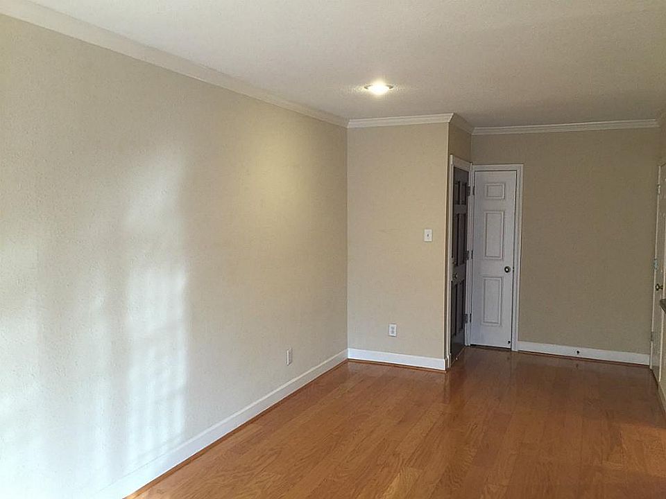 1st image of 4515 Briar Hollow Pl APT 214