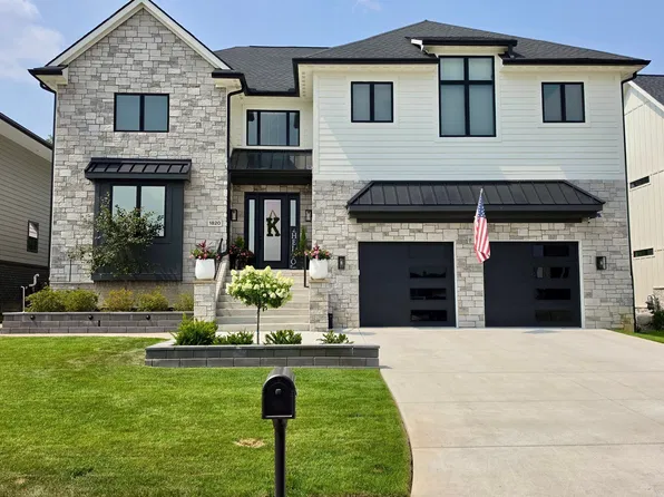 1820 Sadie Shore Dr, Commerce Township, MI 48382