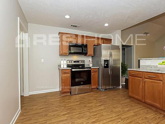 3rd image of 5132 Preserve Blvd