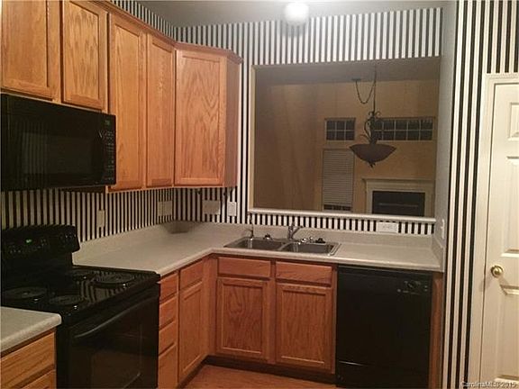2nd image of 1660 Backcreek Ln #42