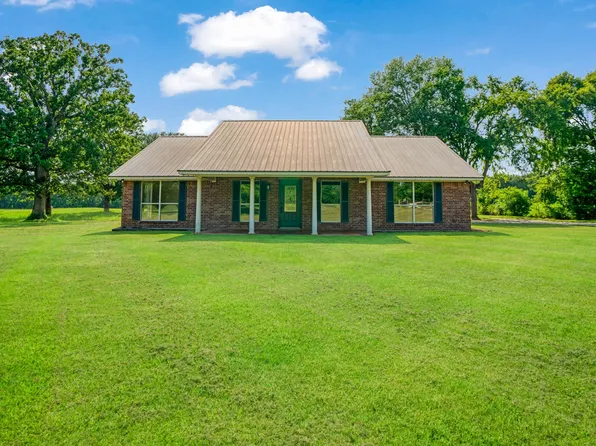 1234 County Road 1436, Bogata, TX 75417