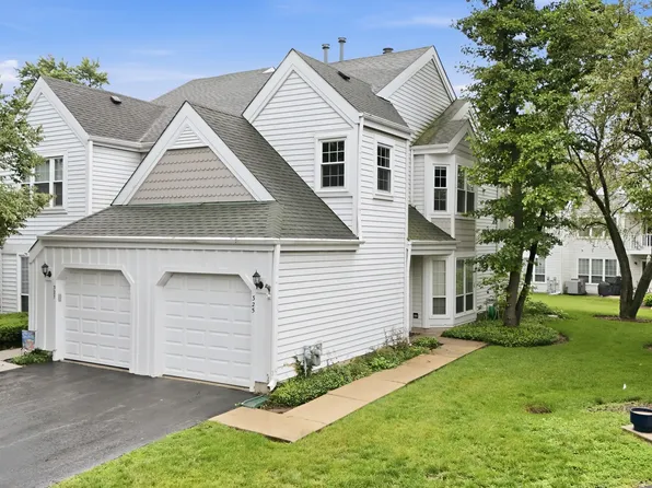 325 Stillwater Ct, Wauconda, IL 60084