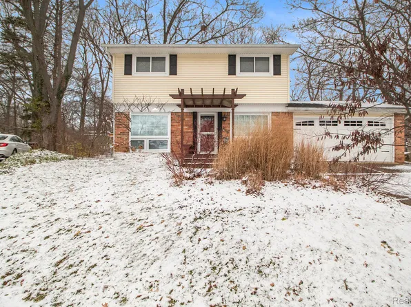 1169 Wendy Ct, Ann Arbor, MI 48103