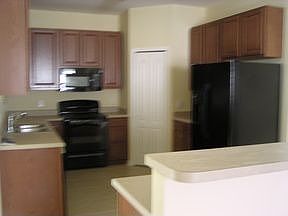 4th image of 1705 Forest Glen Dr