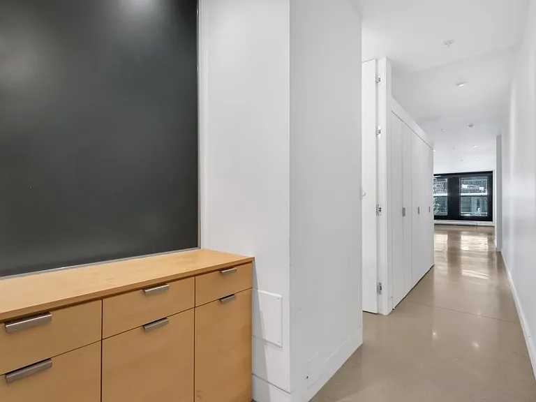 53 Hastings St W #604 — Photo 23