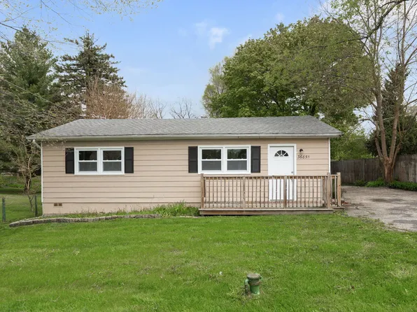 36855 N Elizabeth Dr, Lake Villa, IL 60046
