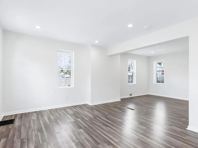 802 High St — Photo 5