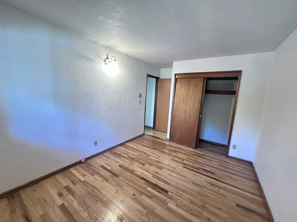 4642 SW Vermont St, Portland, OR 97219