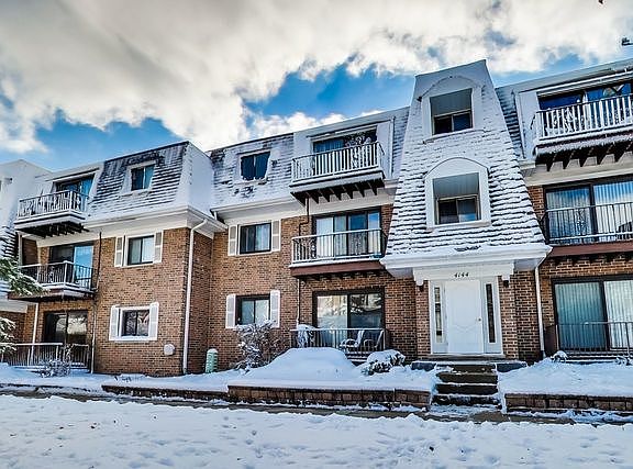2nd image of 4144 Cove Ln APT C