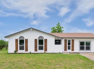 1804 Oliver St, Greenville, TX 75401