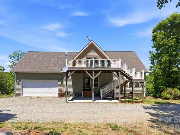 631 Sedona Dr, Nebo, NC 28761