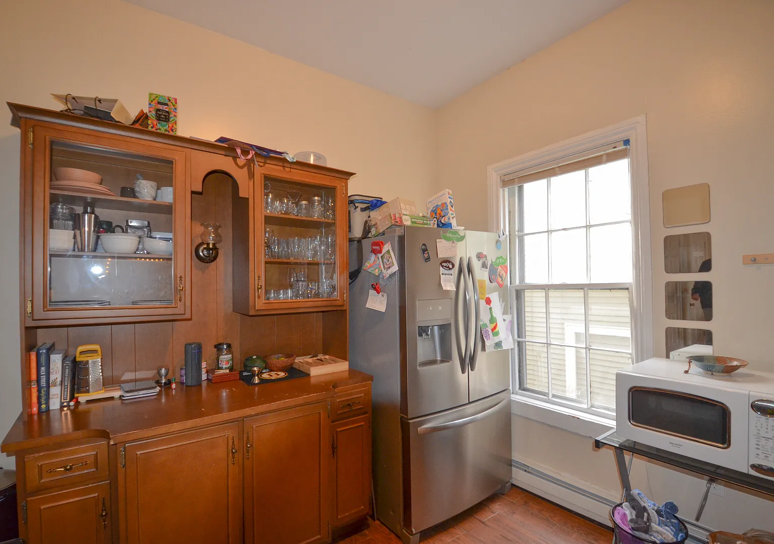 4 bed, 1.5 bath, 1600 sqft, $3,600 — Photo 3