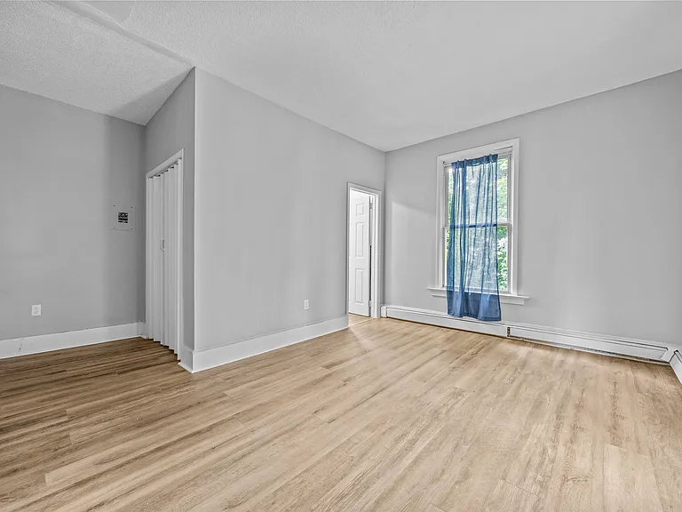 Bedroom with desk nook, en-suite bathroom, new floors